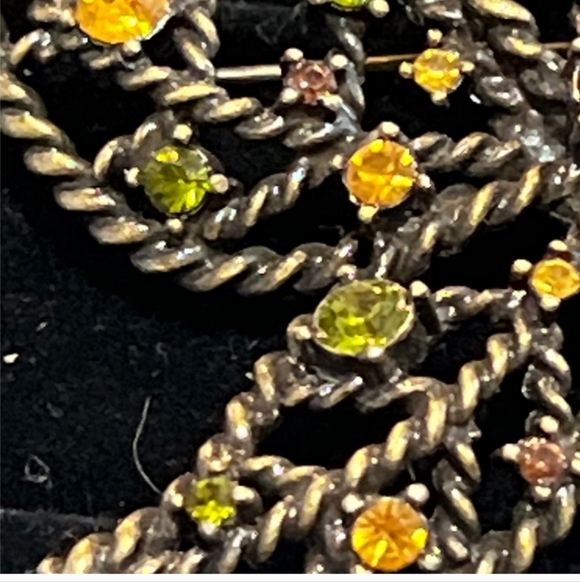 Nina Ricci Avon Gold Tone Green Yellow Topaz Rhinestone Leaf Brooch Pin, Signed - Picture 2 of 6